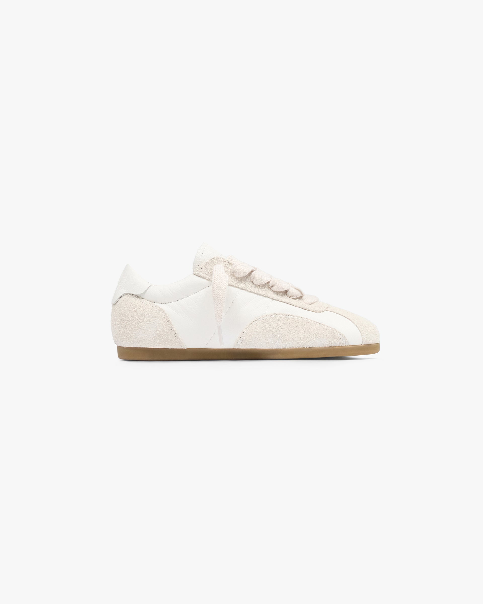 Low-Pro_Leather_Suede_-_Flat_White_Grey_01.jpg