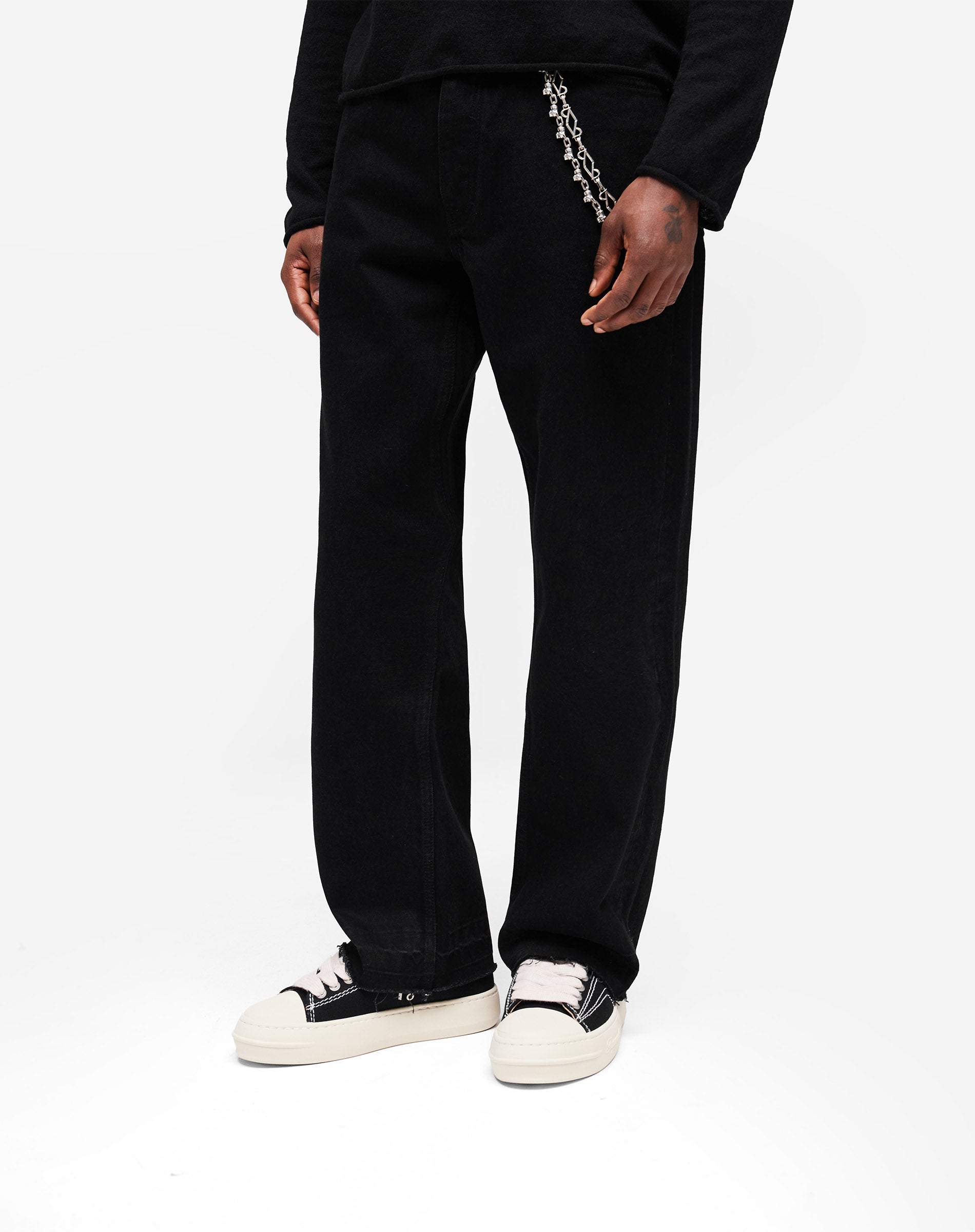 Heaton_Denim_-_Jet_Black_02.jpg