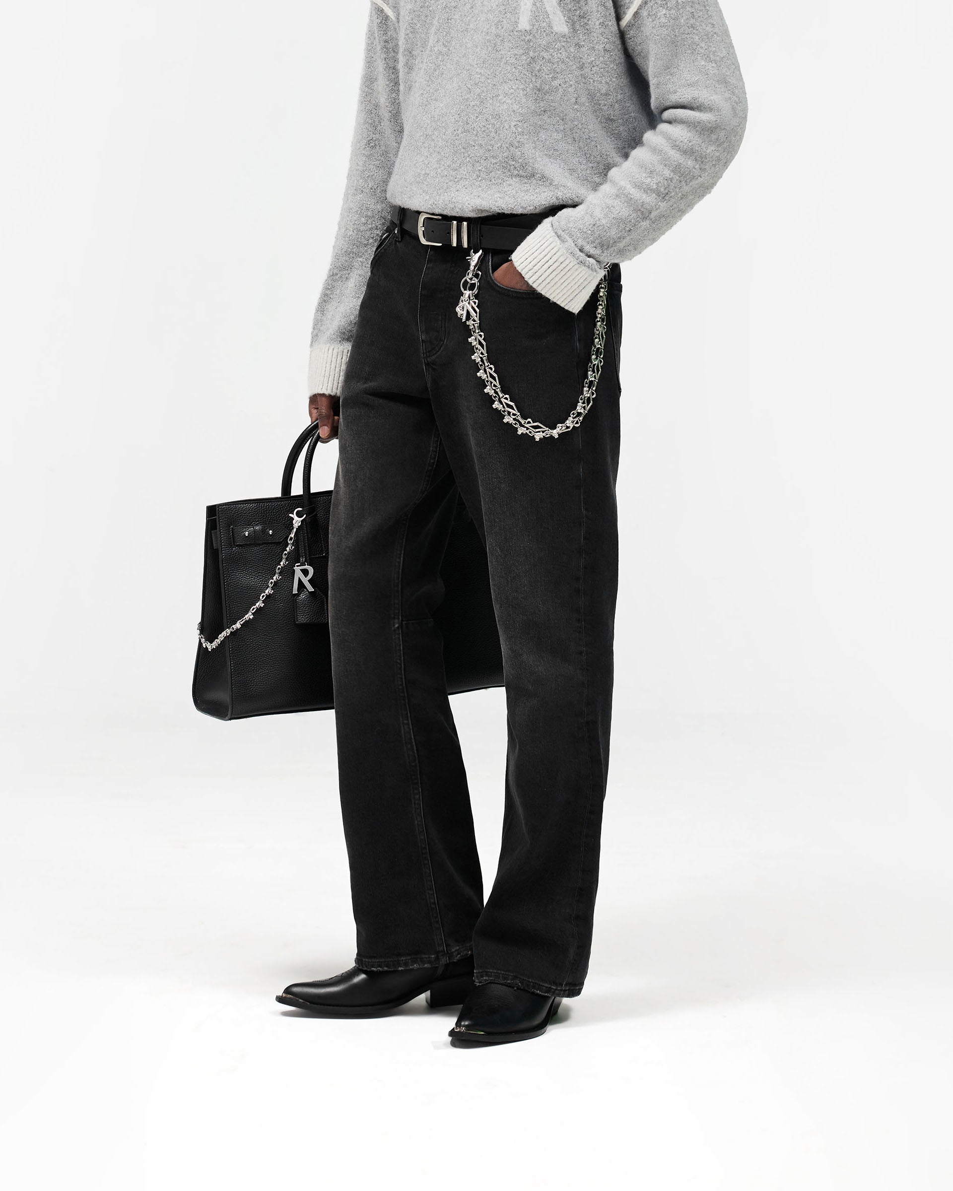 Kick_Flare_Denim_-_Aged_Black_04.jpg