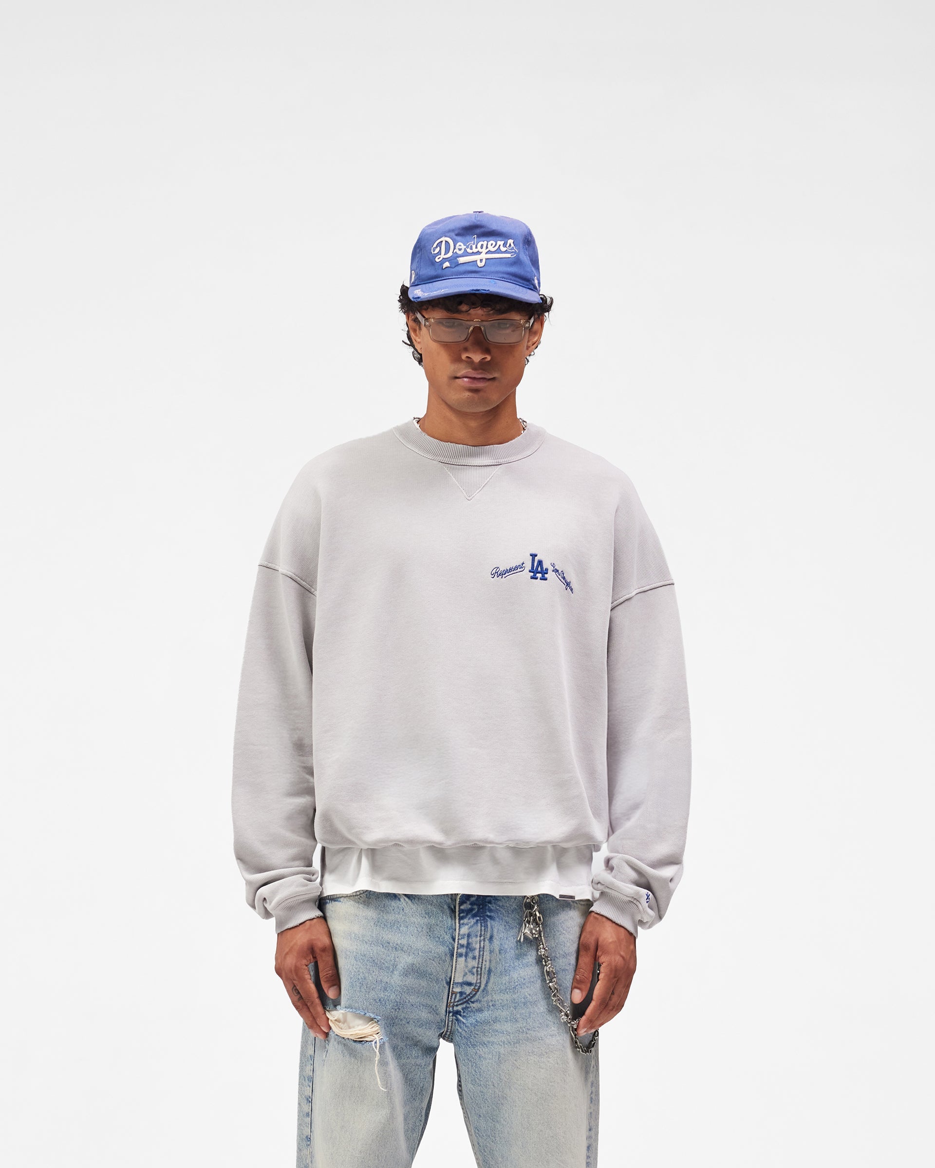 Dodgers_Sweater_-_Sprayed_Mist_02.jpg