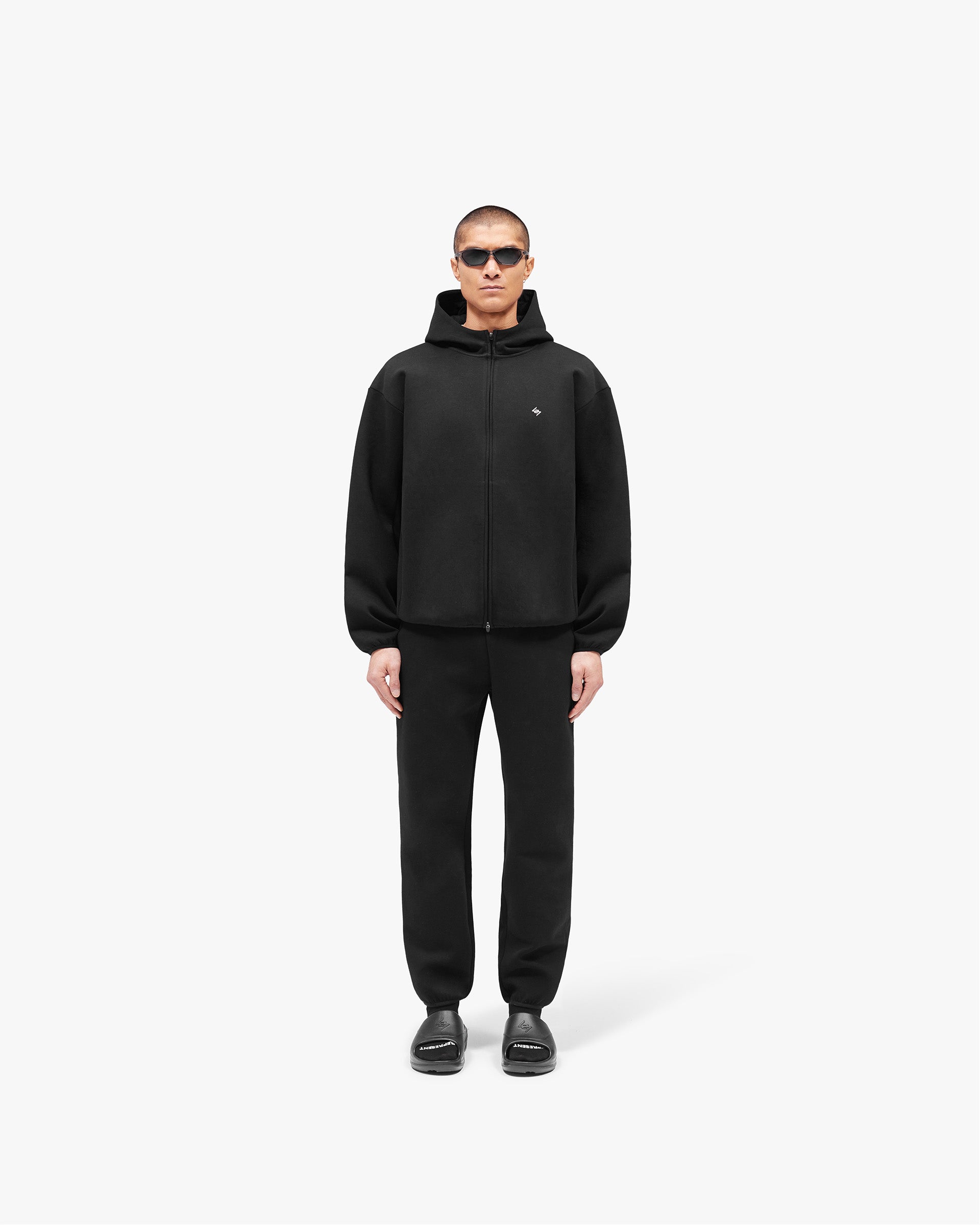 247 Form Sweatpant - Jet Black