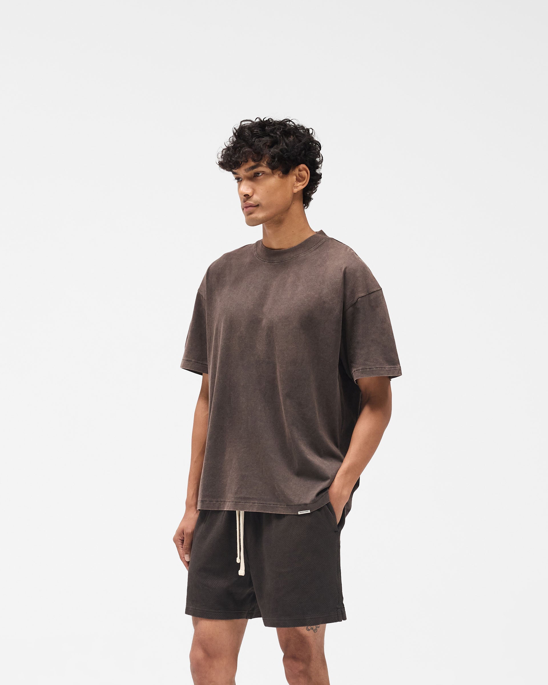 Initial_Oversized_T-Shirt_-_Coffee_04.jpg