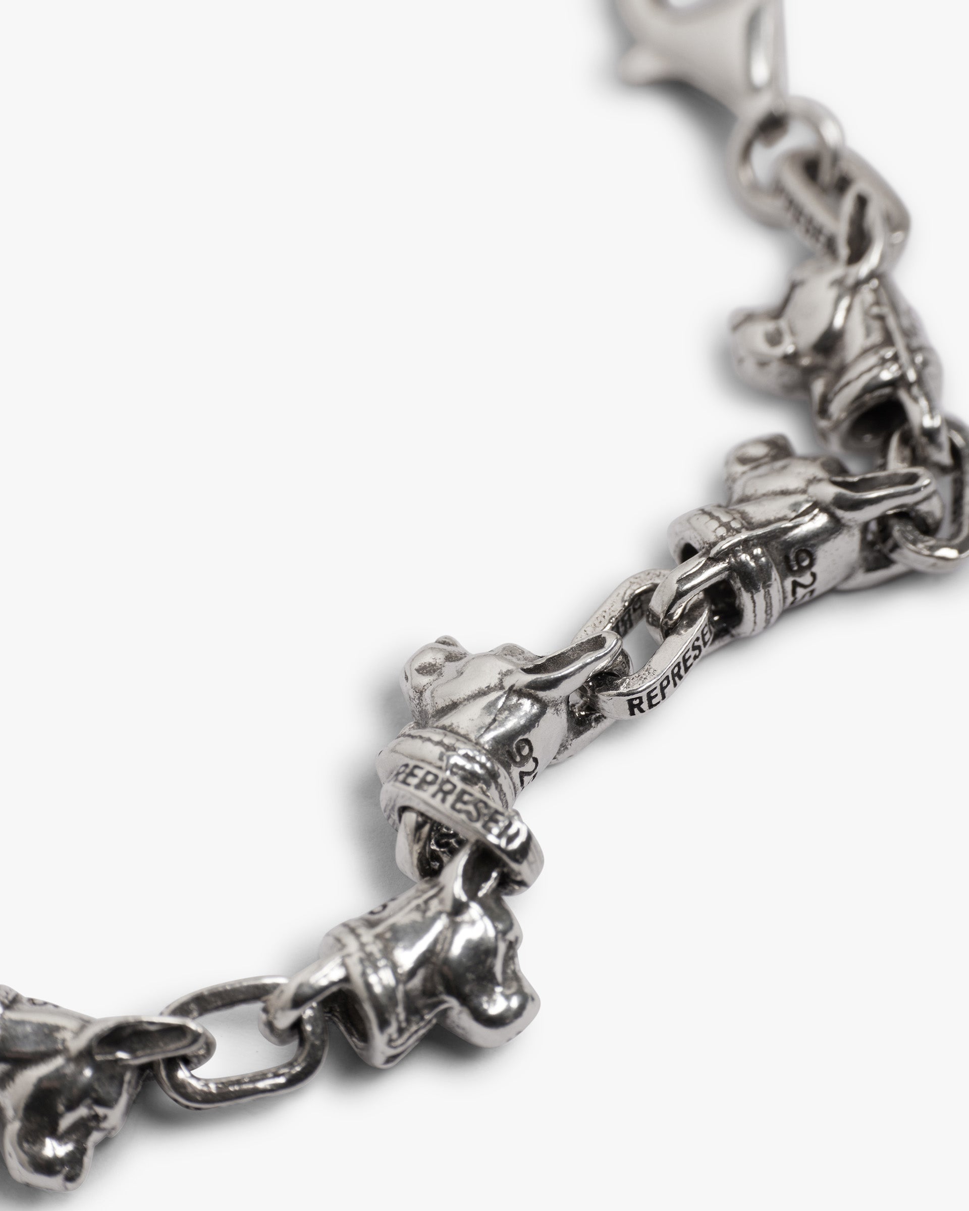 Doberman_Necklace_-_Silver_02.jpg