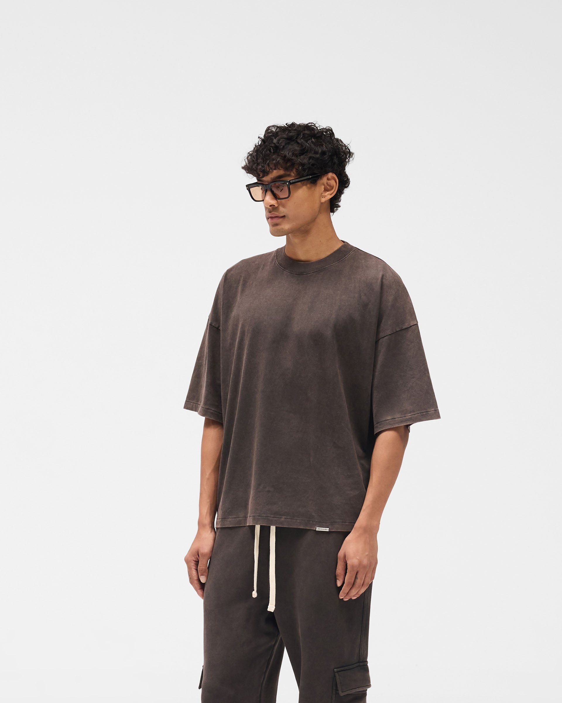 Initial_Boxy_T-Shirt_-_Coffee_02.jpg